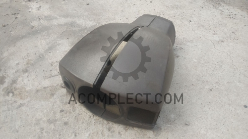 Кожух рулевой колонки Mercedes 814 (б/у) 6734620743